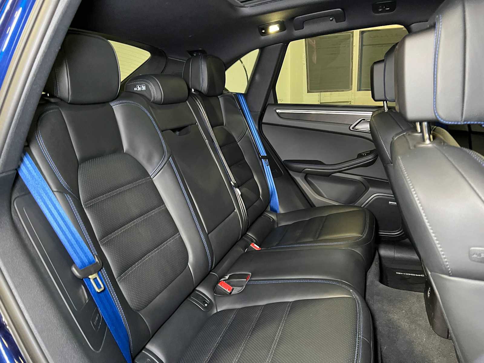 Used 2024 Porsche Macan GTS image 15