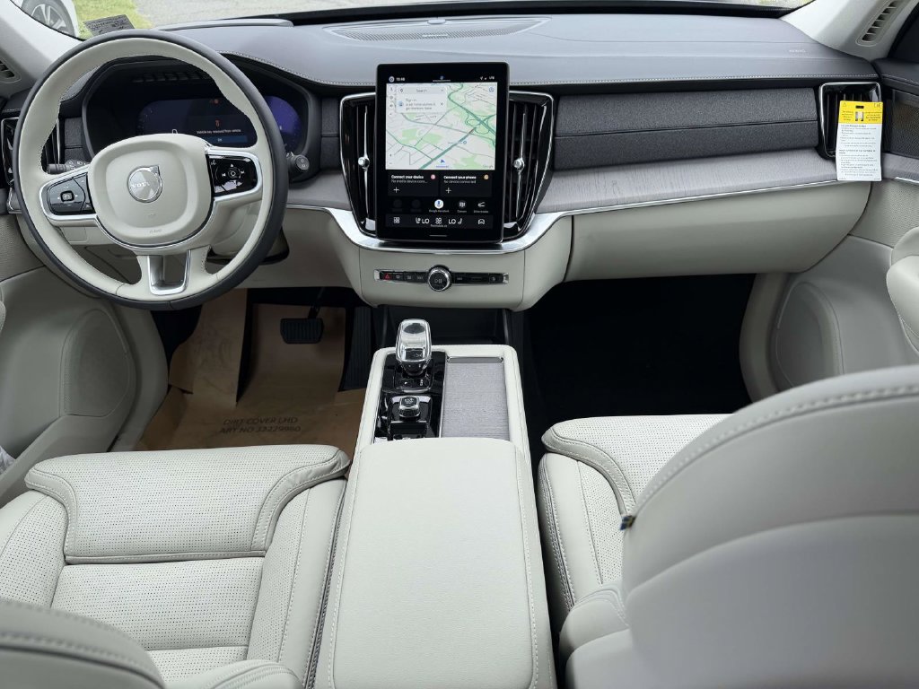 New 2026 Volvo XC90 B6 Ultra w/ Protection Package AWD/4WD image 2