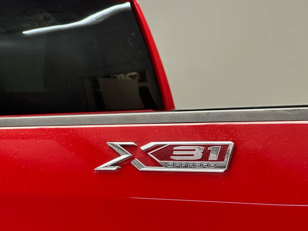 Used 2022 GMC Sierra 1500 SLT AWD/4WD image 7