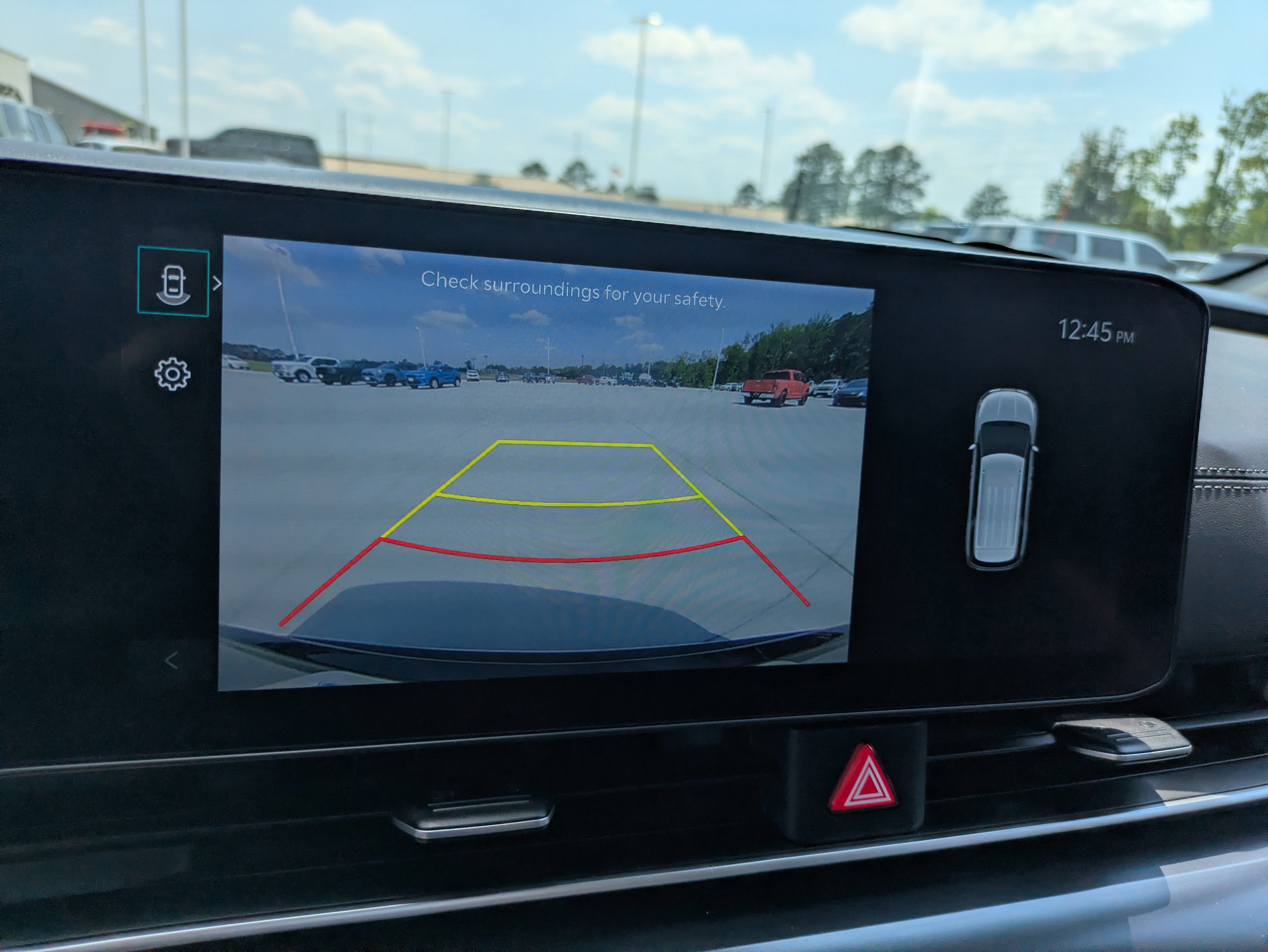 Used 2025 Kia Carnival FWD image 23