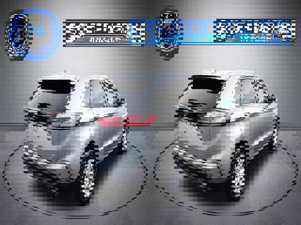 Used 2020 Ford Edge SEL w/ Convenience Package image 6