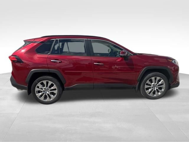 Used 2020 Toyota RAV4 Limited AWD/4WD image 8