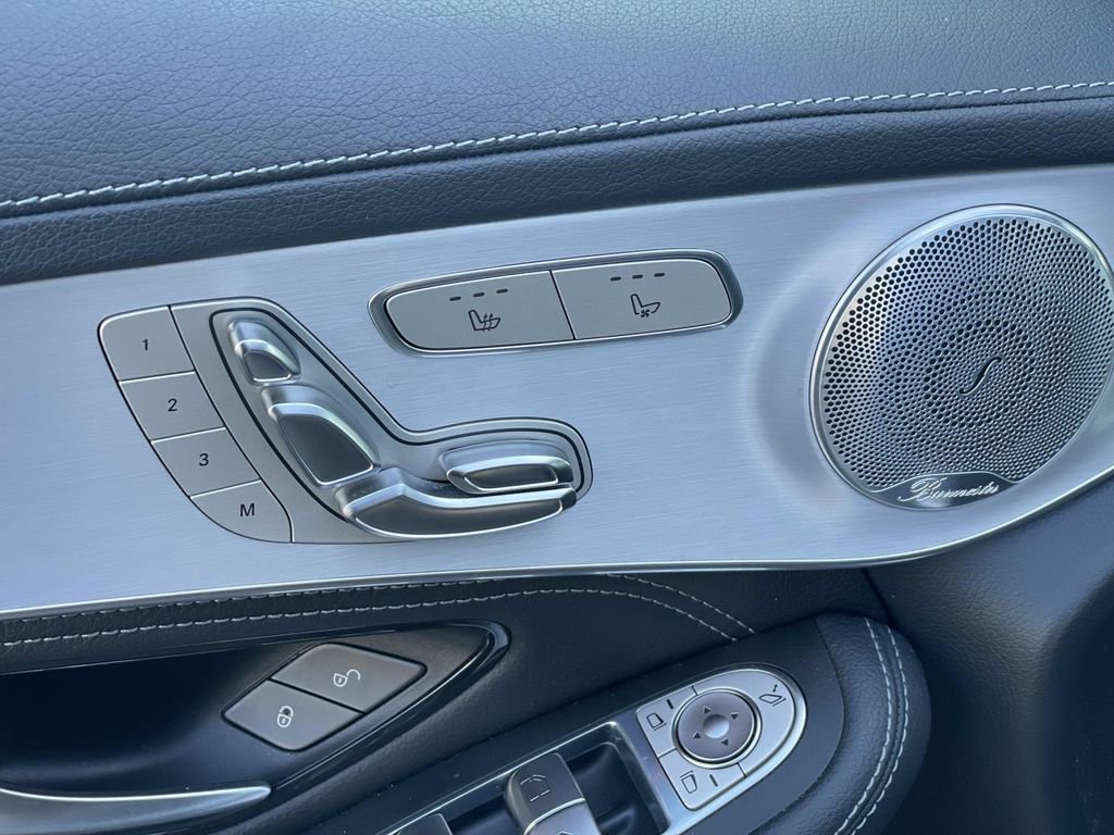 Used 2019 Mercedes-Benz GLC 350e 4MATIC image 19