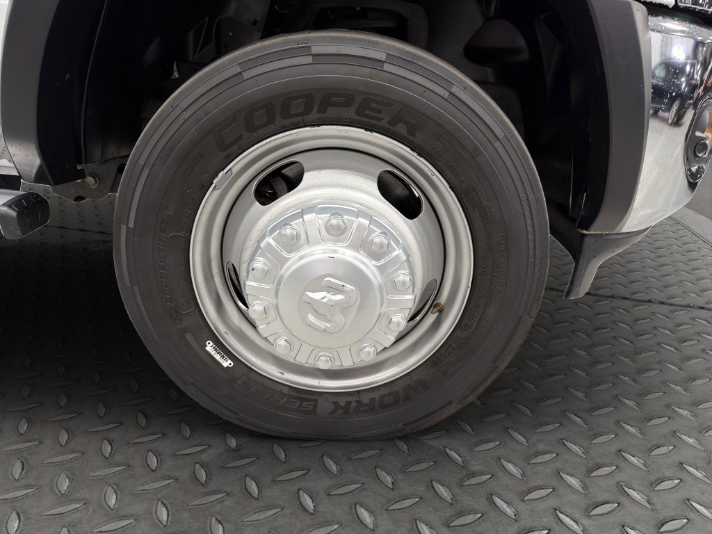 Used 2022 RAM 4500 Tradesman w/ Safety Group image 13