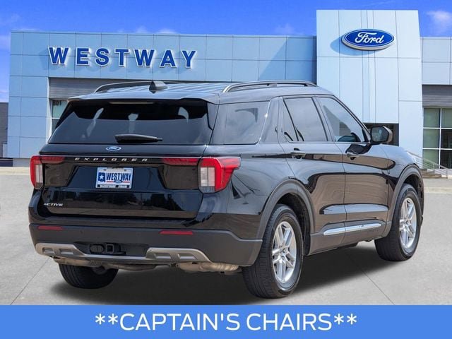 Used 2025 Ford Explorer Active w/ Active Comfort Package RWD image 3