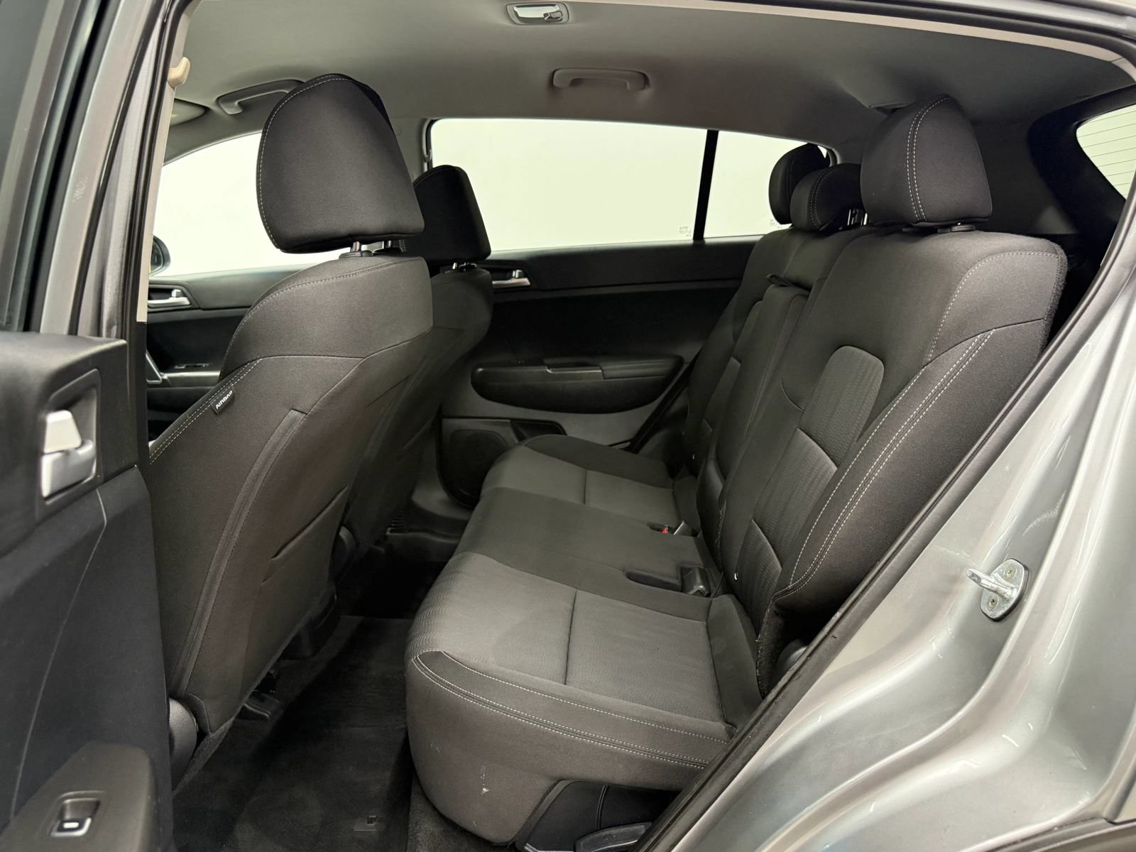 Used 2022 Kia Sportage LX AWD/4WD image 19