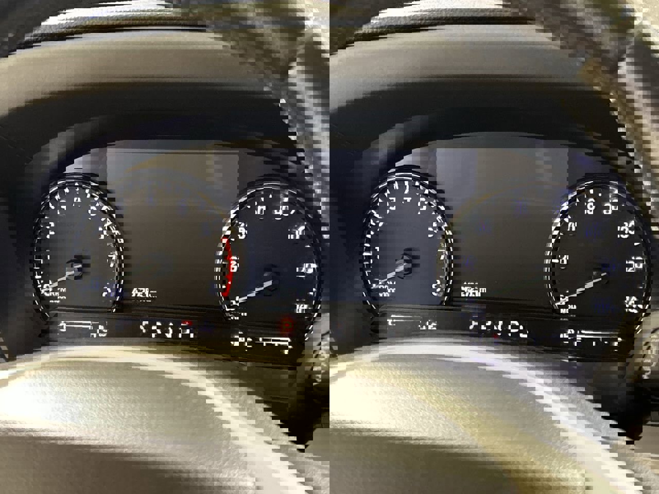 Used 2022 Ford Explorer XLT w/ Equipment Group 202A image 14