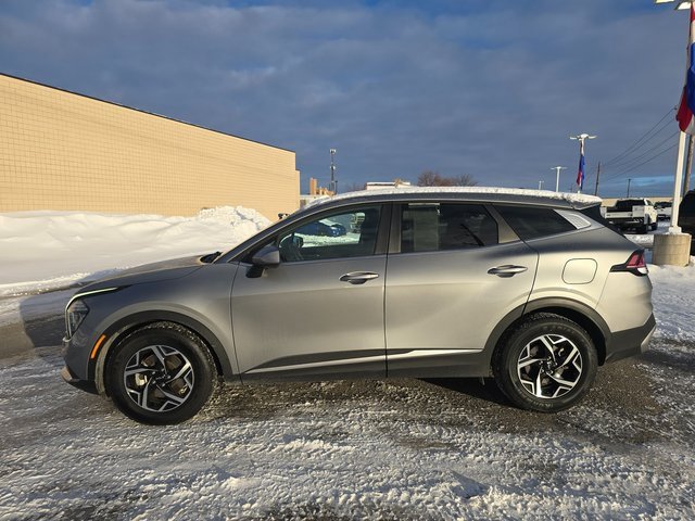 Used 2024 Kia Sportage LX image 7