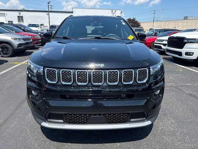 Certified 2023 Jeep Compass Limited AWD/4WD image 2