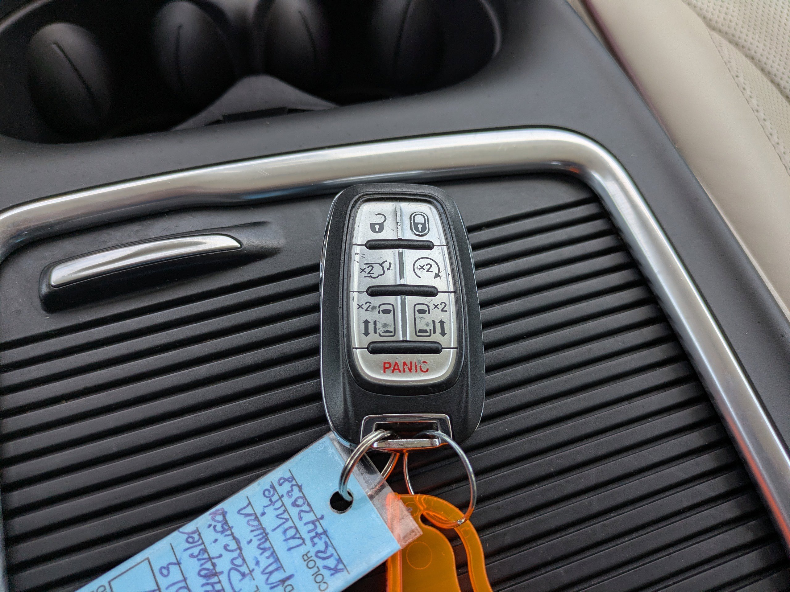 Used 2019 Chrysler Pacifica Limited w/ Advanced Safetytec Group image 31
