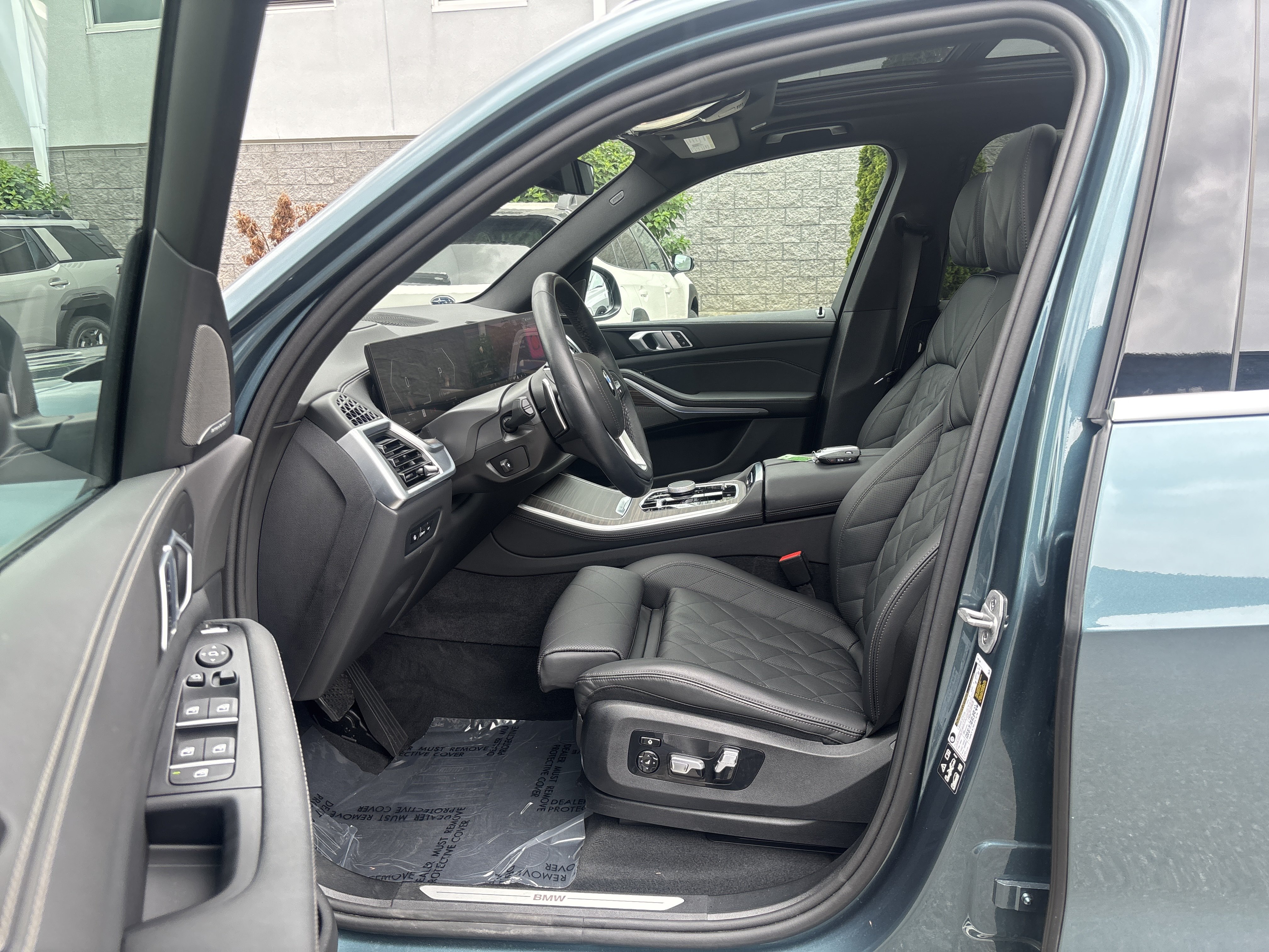 Used 2025 BMW X5 xDrive40i AWD/4WD image 7