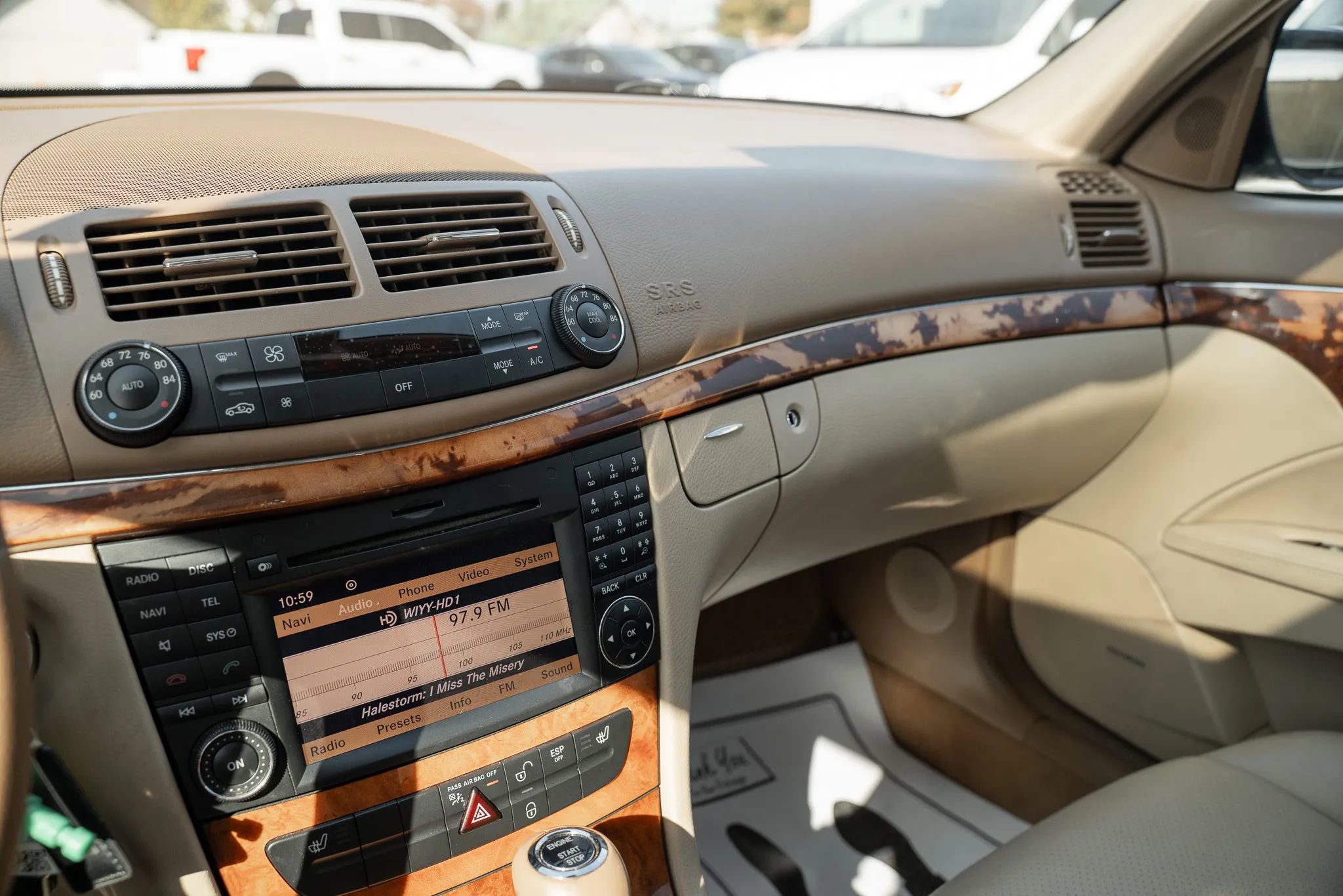 Used 2009 Mercedes-Benz E 350 4MATIC Wagon image 22