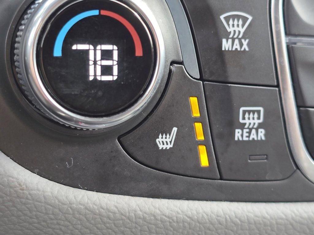 Used 2024 Chevrolet Equinox LT image 4