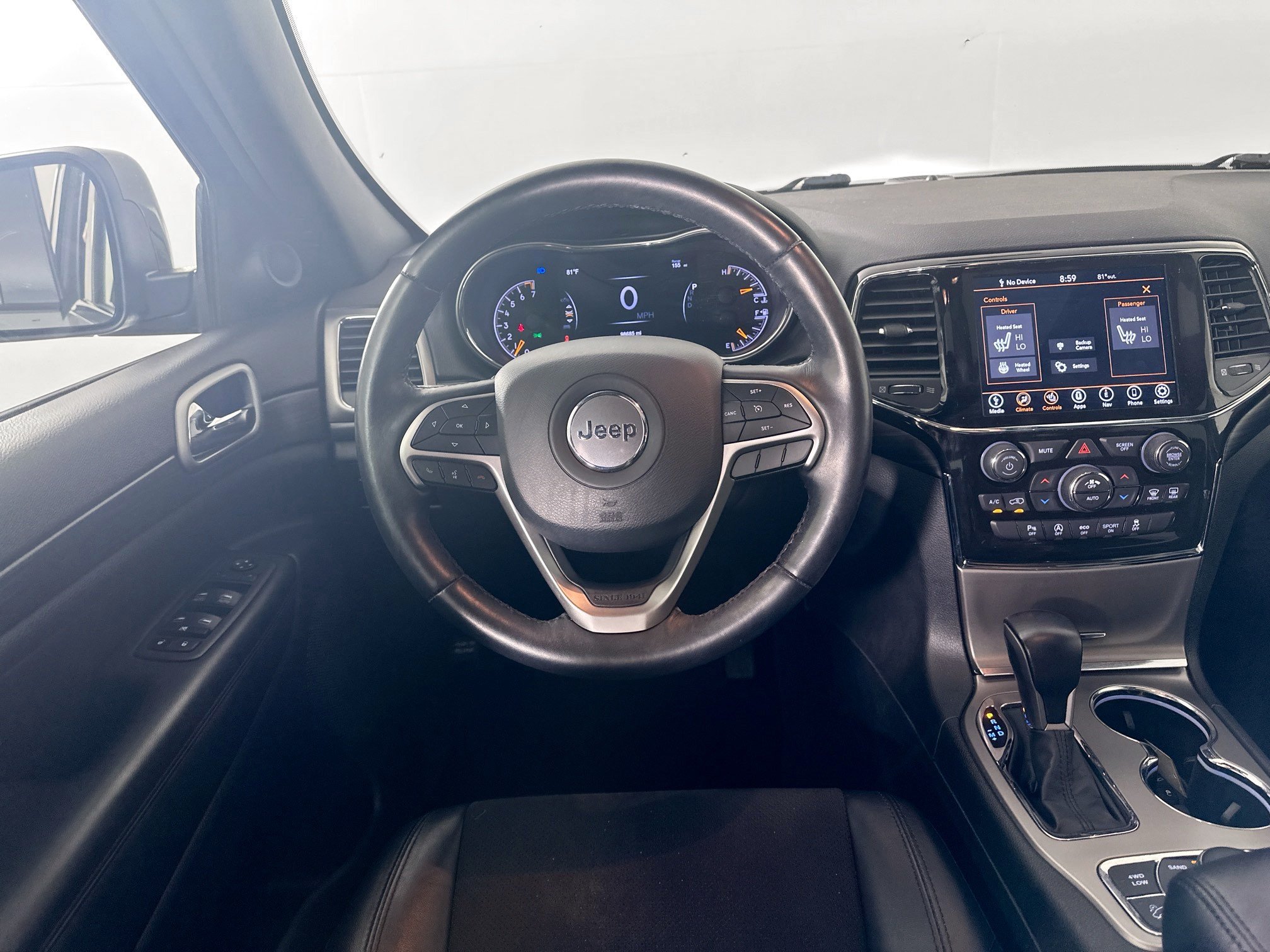 Used 2022 Jeep Grand Cherokee Laredo X AWD/4WD image 28
