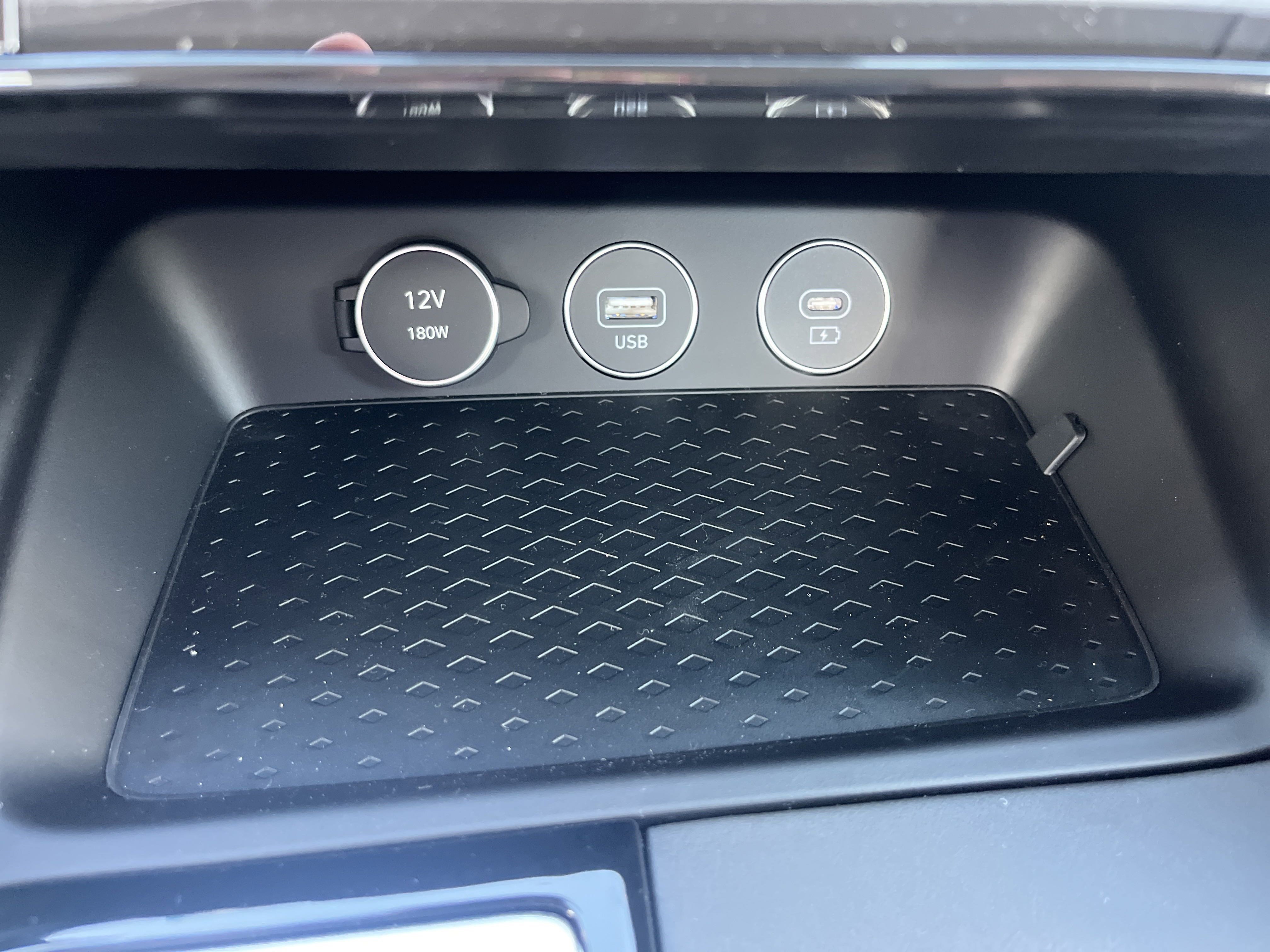 New 2026 Genesis G70 2.5T image 12