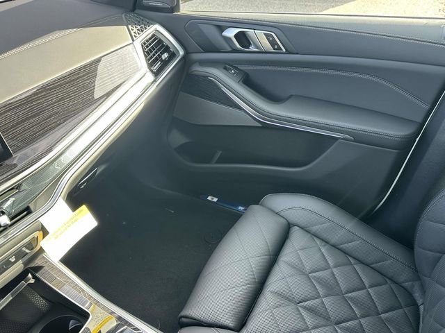 New 2026 BMW X5 xDrive40i w/ M Sport Package AWD/4WD image 18