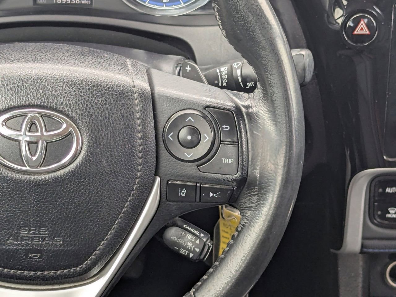 Used 2019 Toyota Corolla SE image 18