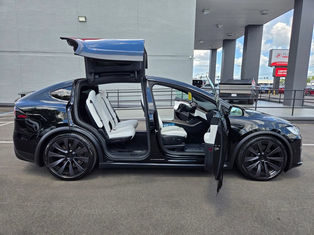 Used 2022 Tesla Model X AWD/4WD image 57