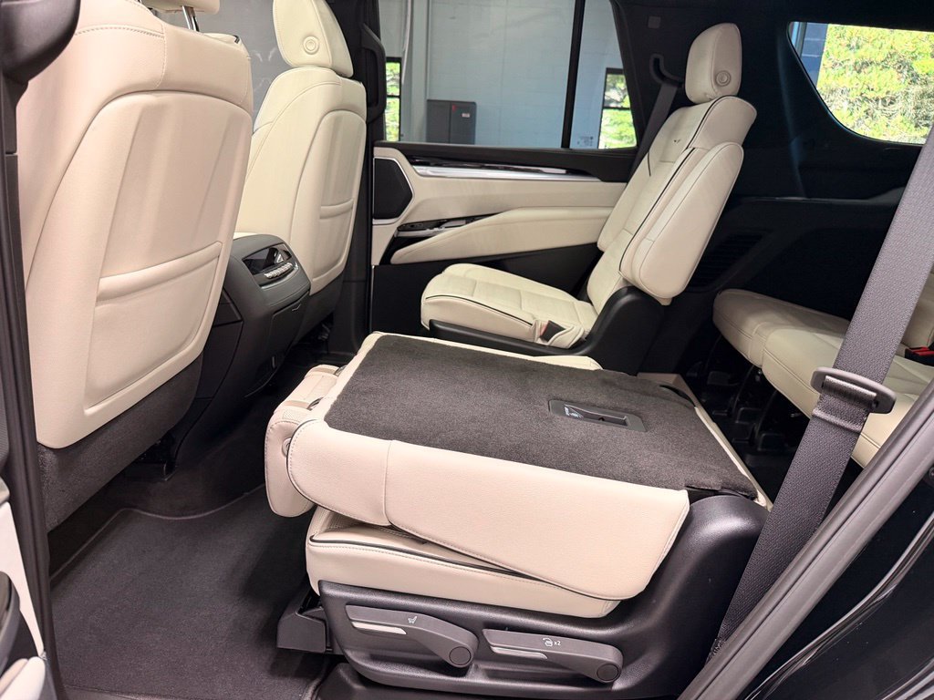 Used 2026 Cadillac Escalade Sport w/ Touring Package AWD/4WD image 19