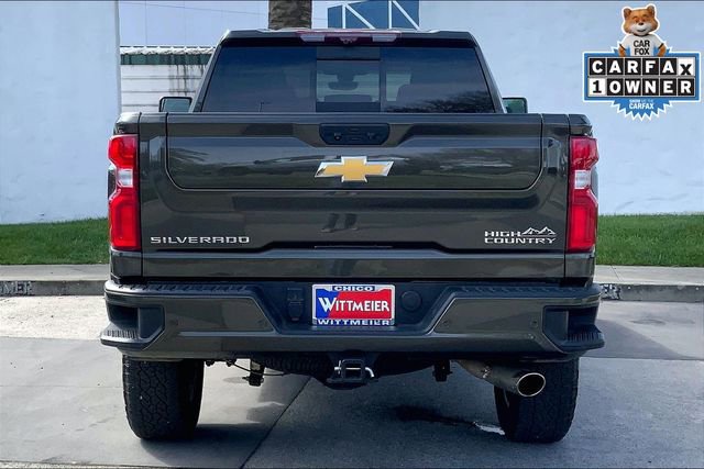 Used 2022 Chevrolet Silverado 2500 High Country w/ Technology Package image 4