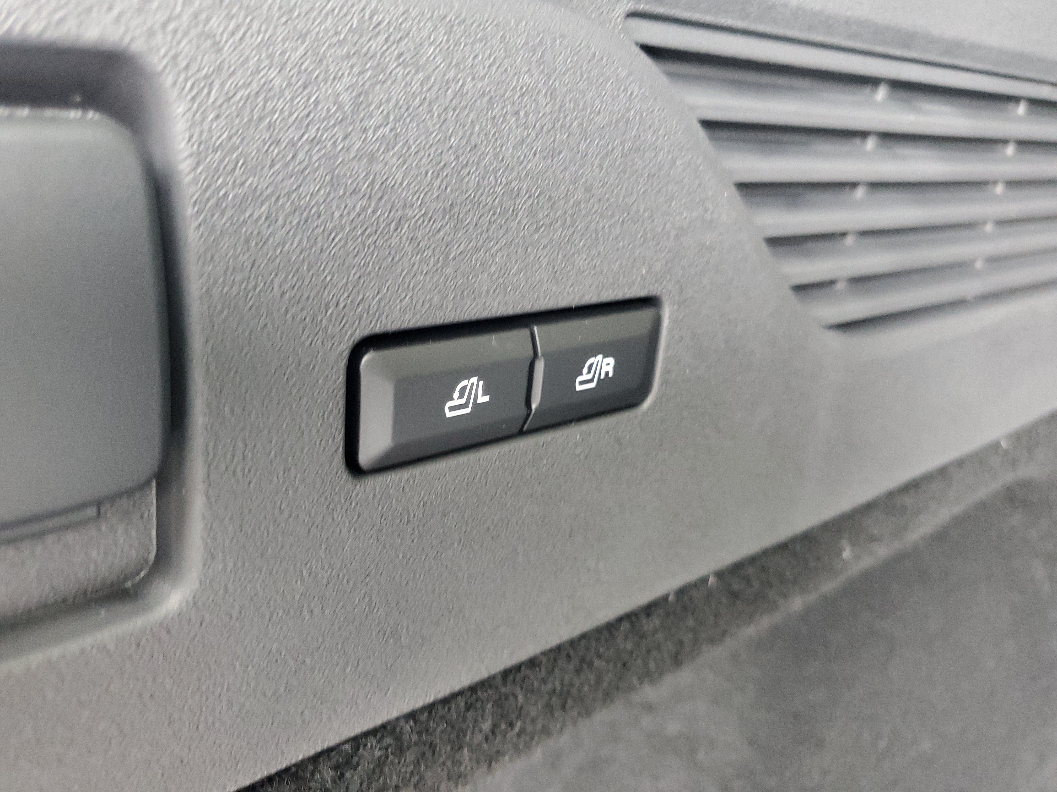 New 2026 Lincoln Nautilus Reserve AWD/4WD image 34