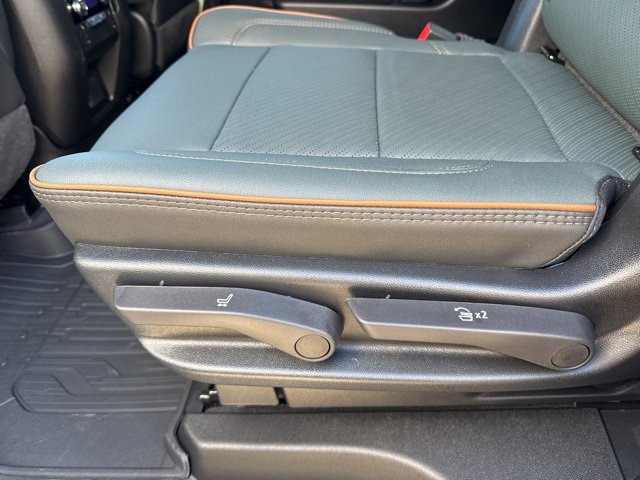 New 2026 GMC Yukon AT4 w/ AT4 Premium Package image 26