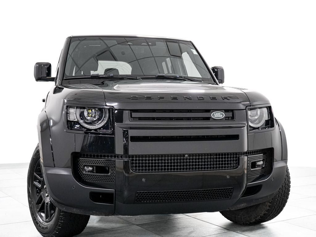 Used 2022 Land Rover Defender 110 S AWD/4WD image 3