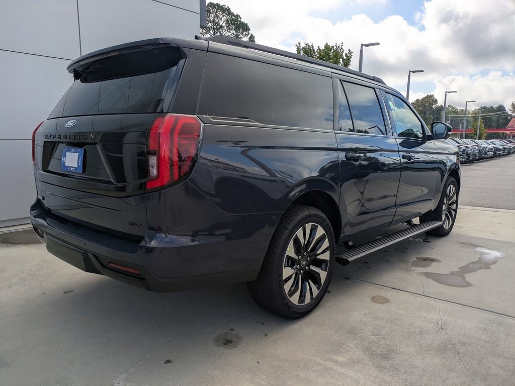 New 2027 Ford Expedition Max Platinum AWD/4WD image 4