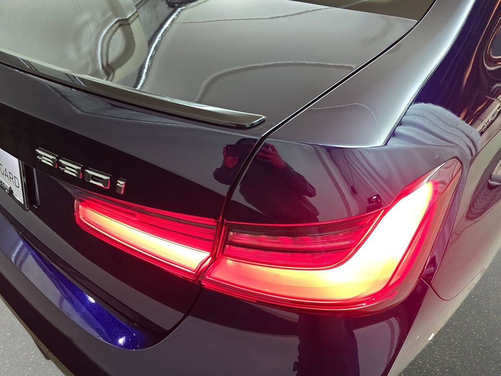 New 2026 BMW 330i xDrive Sedan w/ M Sport Package AWD/4WD image 31