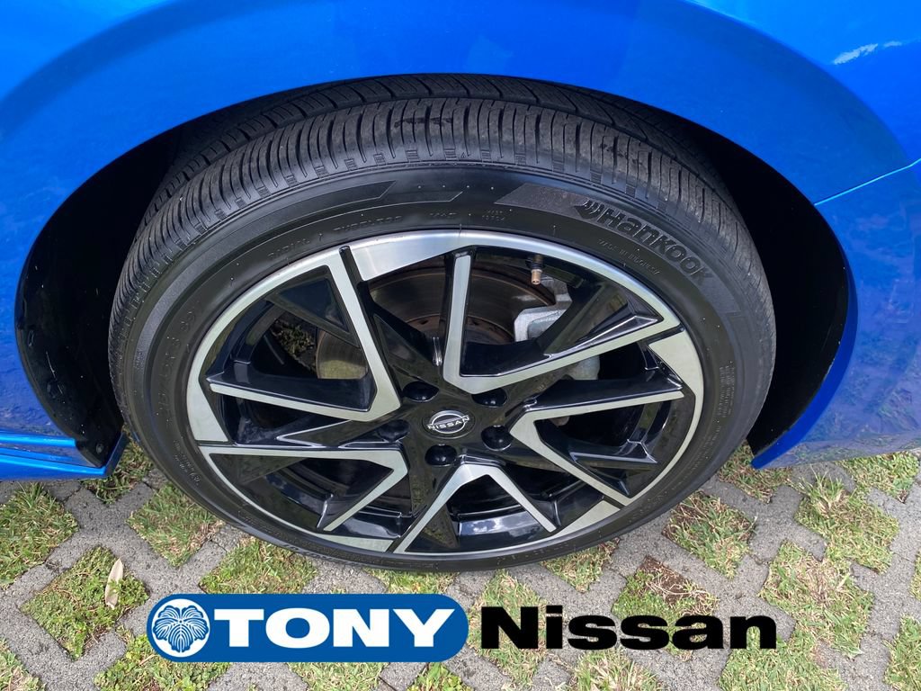 Used 2024 Nissan Sentra SR w/ SR Premium Package FWD image 27
