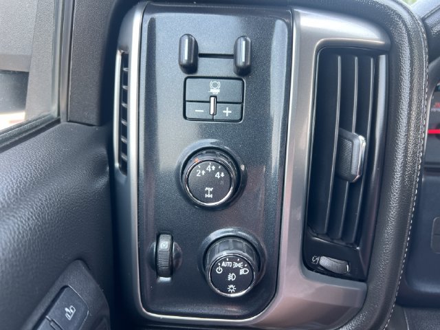 Used 2015 Chevrolet Silverado 2500 LTZ w/ Duramax Plus Package AWD/4WD image 31