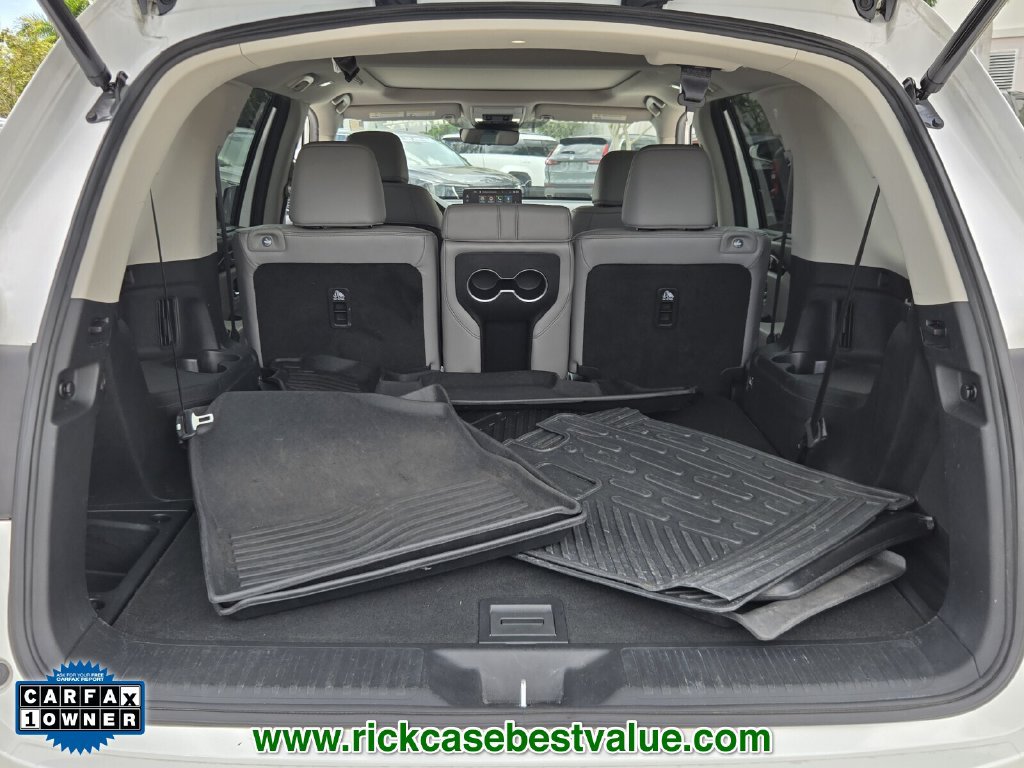 Used 2024 Honda Pilot Touring image 14