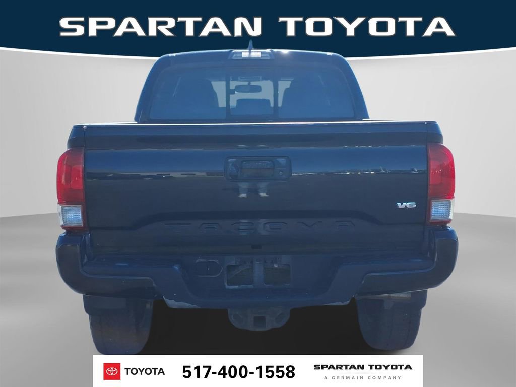 Used 2016 Toyota Tacoma TRD Sport AWD/4WD image 8