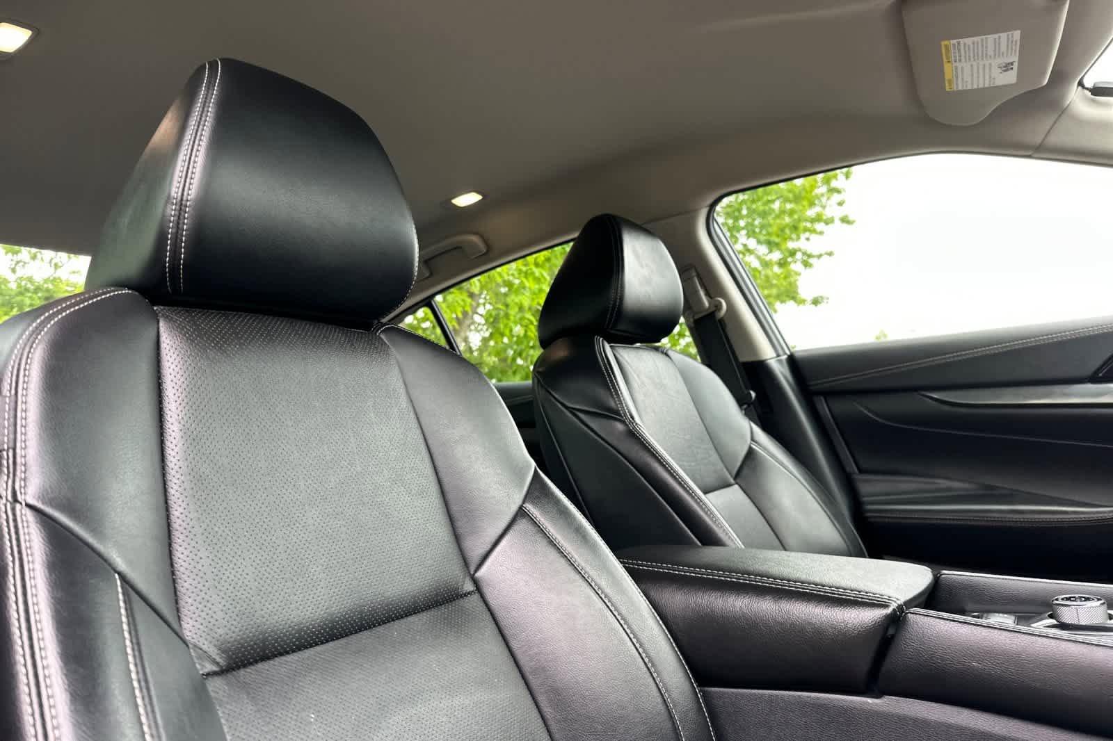 Used 2020 Nissan Maxima 3.5 SV w/ Floor Mat Group FWD image 16