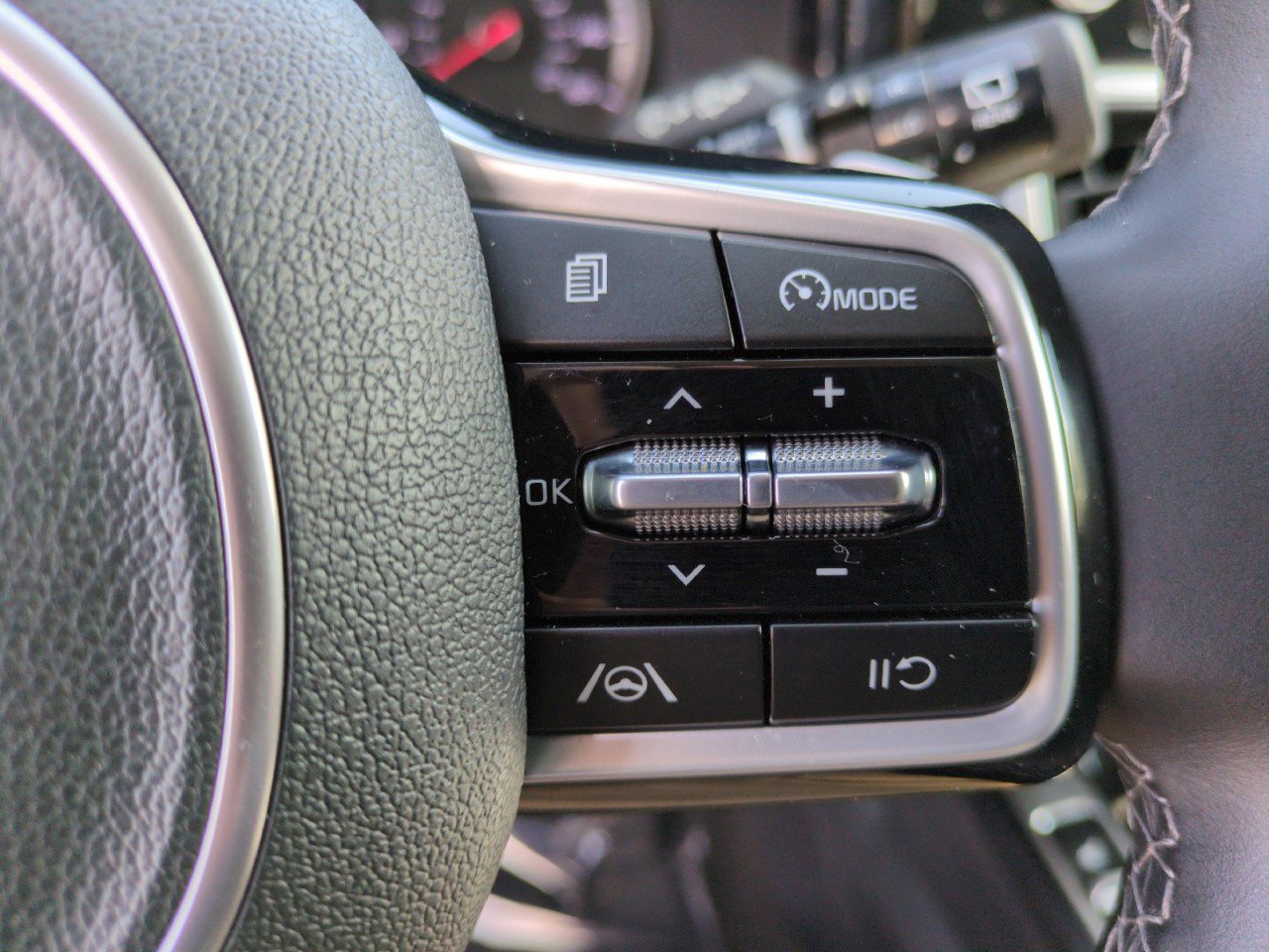 Used 2022 Kia Sorento S FWD image 20