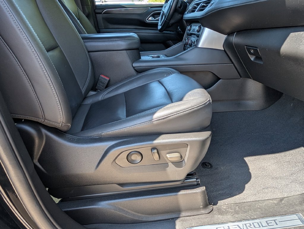 Used 2024 Chevrolet Tahoe LT AWD/4WD image 25