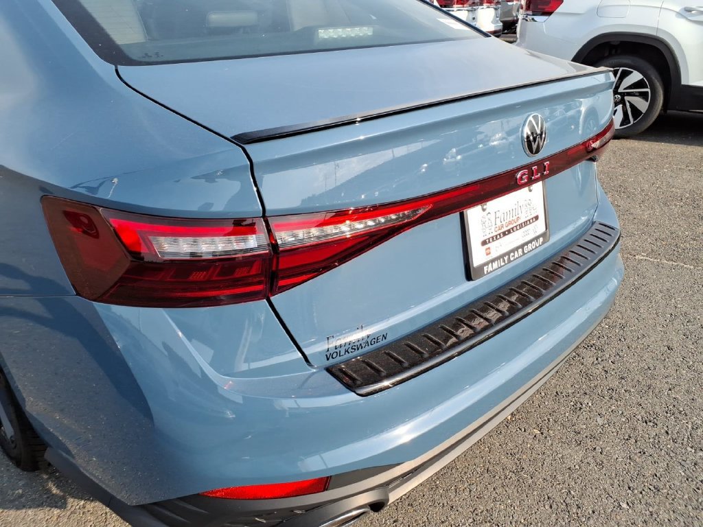 New 2026 Volkswagen Jetta GLI Autobahn FWD image 23