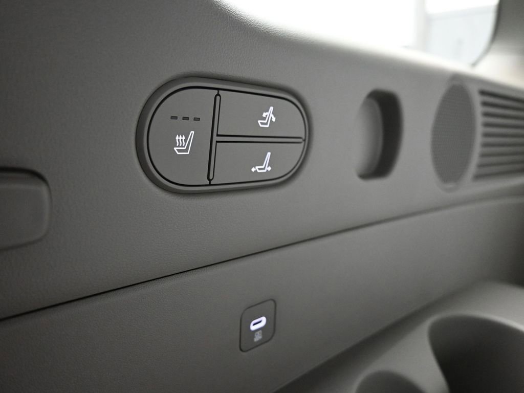 Used 2026 Hyundai Palisade Limited AWD/4WD image 29