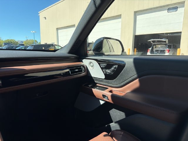 New 2026 Lincoln Aviator Reserve AWD/4WD image 20