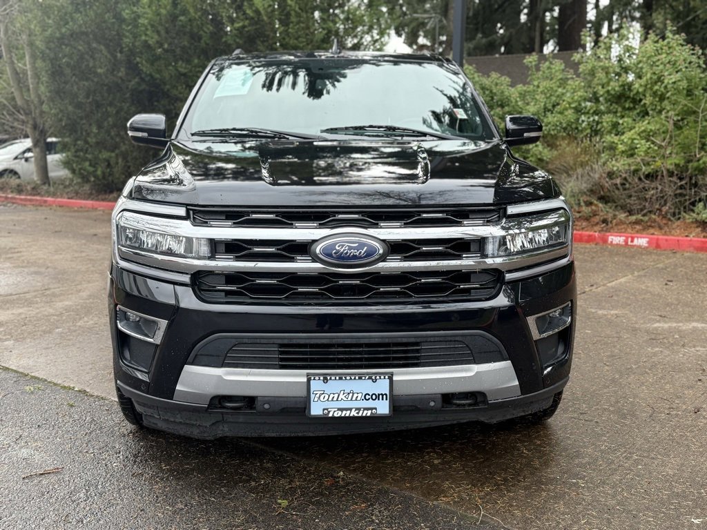 Used 2023 Ford Expedition Limited image 2