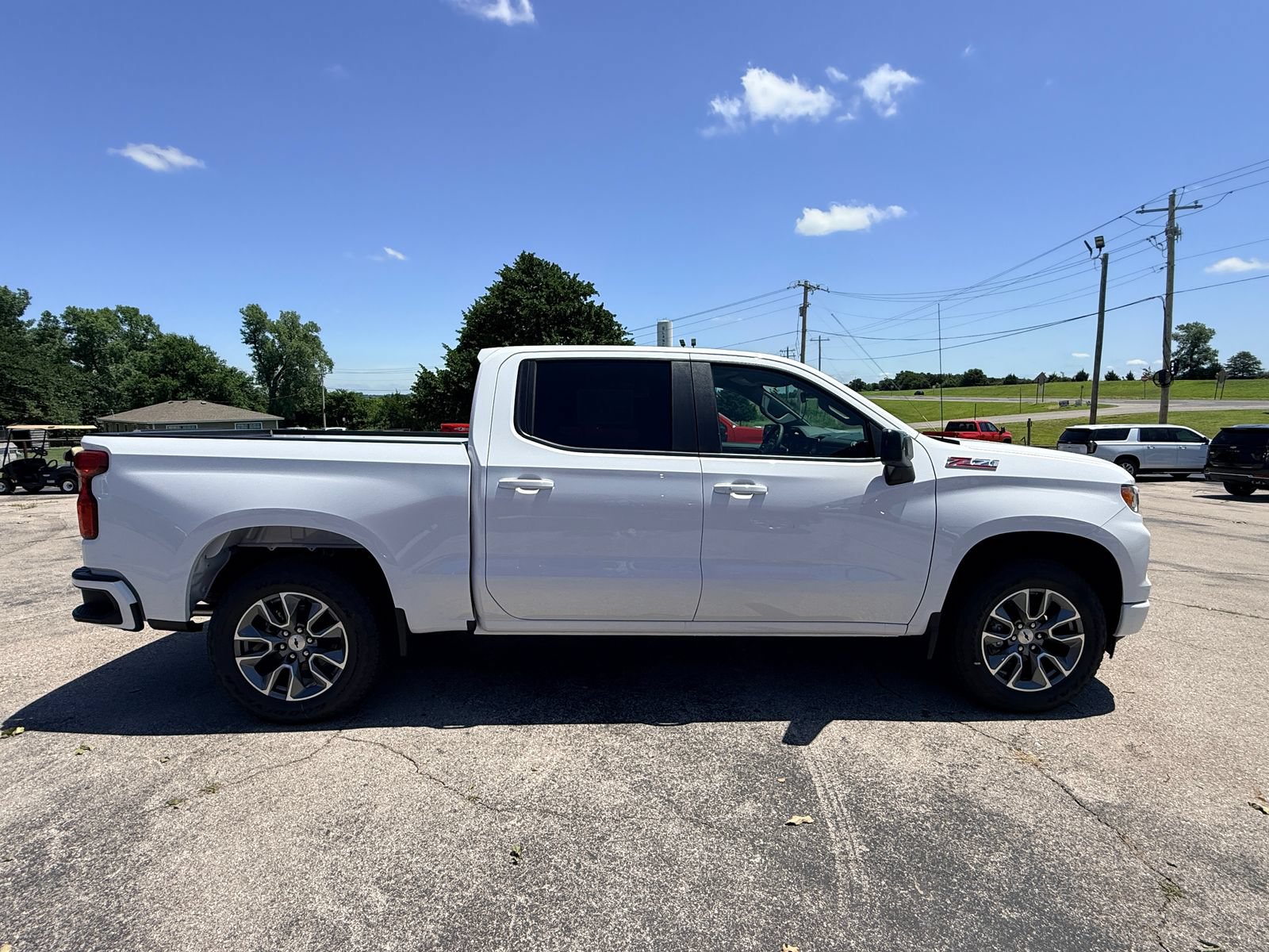 New 2026 Chevrolet Silverado 1500 RST w/ Z71 Off-Road Package AWD/4WD image 5
