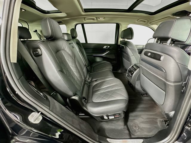 Used 2025 BMW X7 xDrive40i w/ Premium Package AWD/4WD image 31