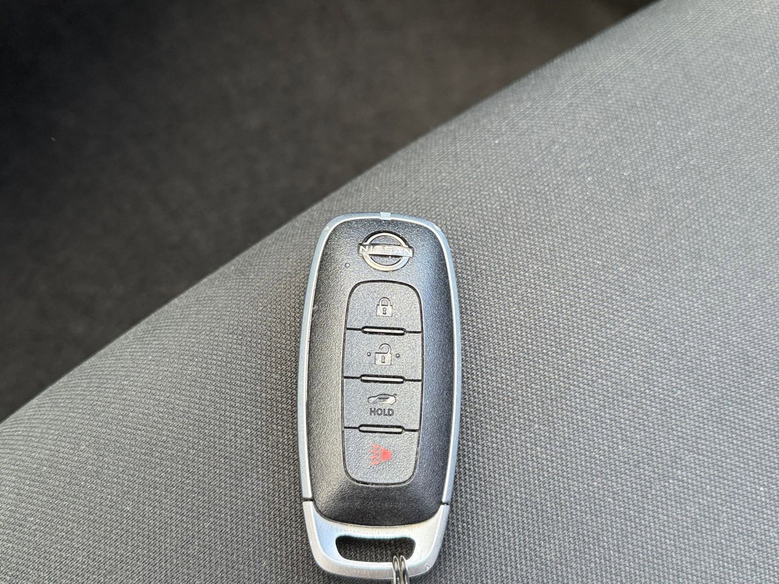 Used 2025 Nissan Versa SV FWD image 18