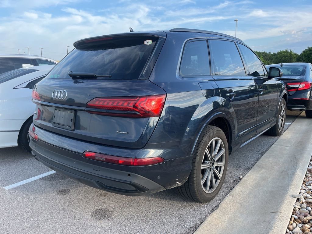 Used 2023 Audi Q7 2.0T Premium Plus AWD/4WD image 3
