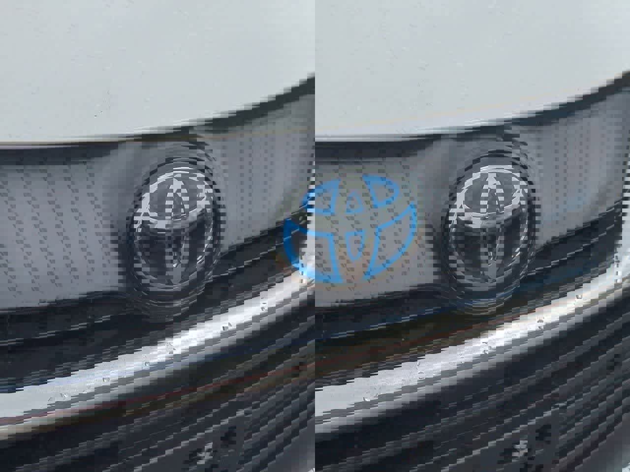 Used 2021 Toyota Venza XLE w/ Softex Package AWD/4WD image 11