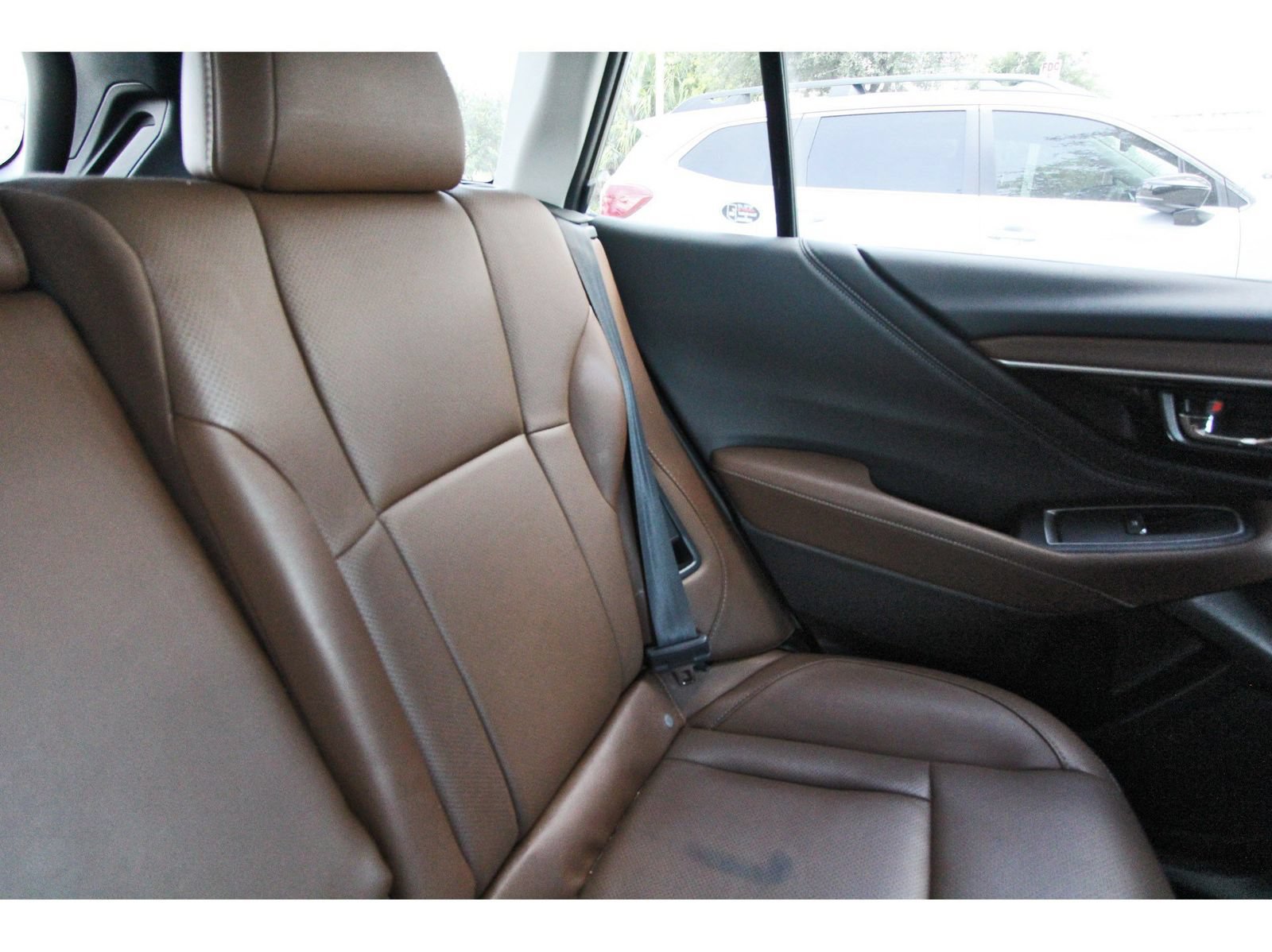 Used 2022 Subaru Outback Touring AWD/4WD image 12