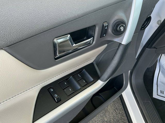 Used 2013 Ford Edge SEL image 16