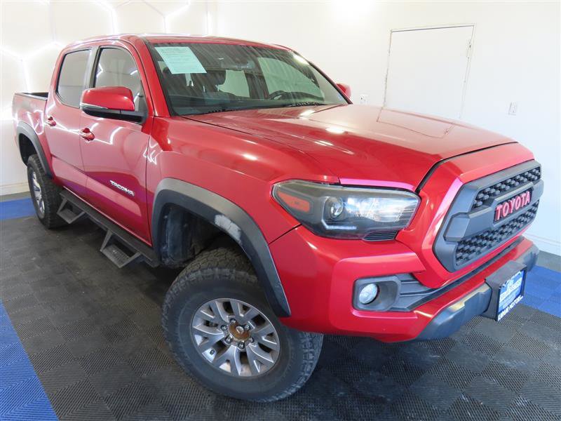 Used 2021 Toyota Tacoma TRD Off-Road w/ Technology Package image 5