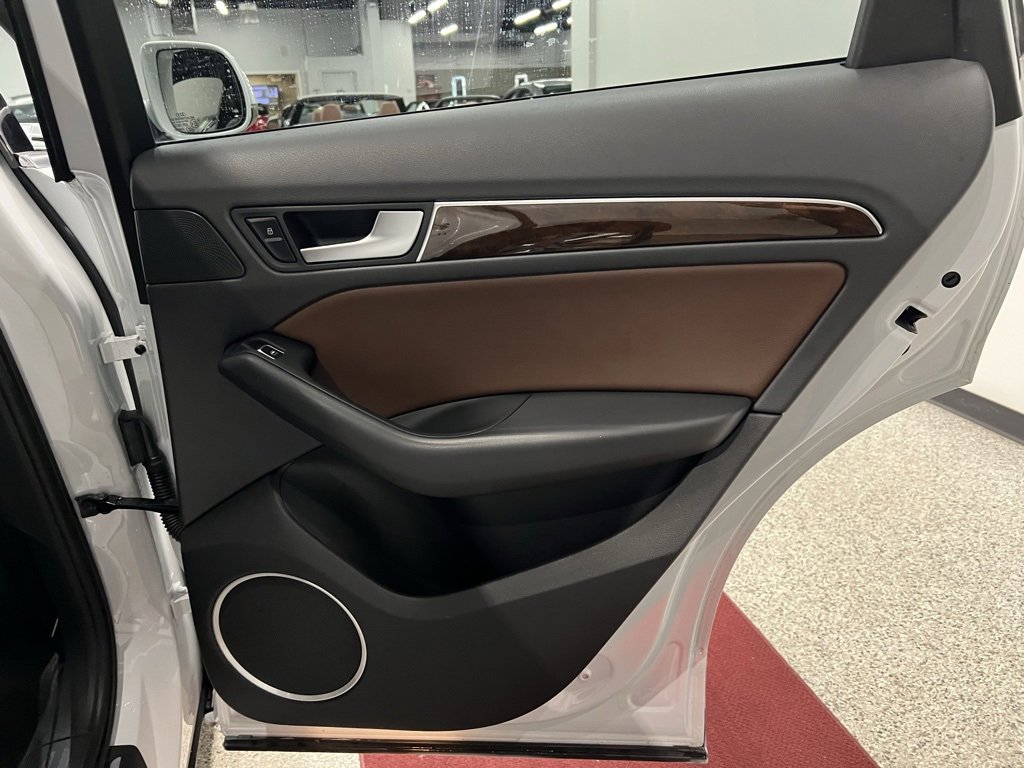 Used 2015 Audi Q5 2.0T Premium Plus w/ Technology Package image 33