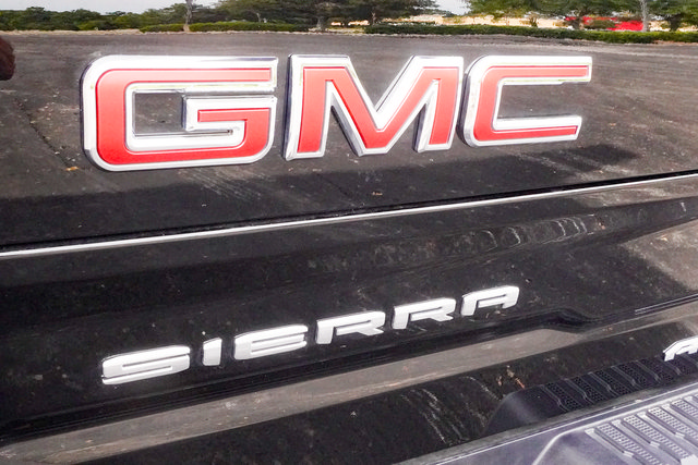 Used 2026 GMC Sierra 1500 AT4 w/ AT4 Premium Package AWD/4WD image 40